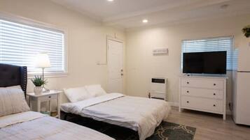 1 bedroom, desk, iron/ironing board, free WiFi