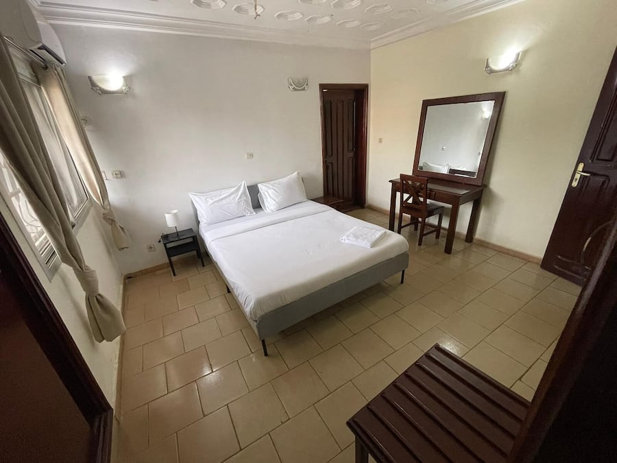 Comfort Room | 1 bedroom, desk, laptop workspace, free WiFi