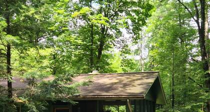 Cabin in Cook Forest near clarion river, hiking and hunting!!!