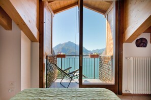 2 bedrooms, iron/ironing board, travel cot, WiFi - INCREDIBLE by Design Studio (Perledo)