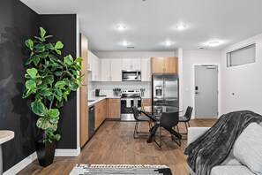 Interior - Midnight Manor Penthouse Suite The Gulch  (Nashville)