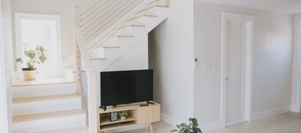 Stunning and Cozy loft apartment in kingston .