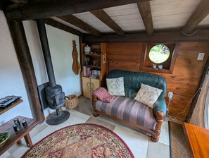 TV, fireplace, DVD player