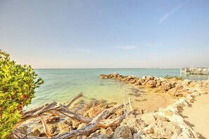 On the beach - Stunning 180° Open Water Views (Key Colony Beach)