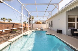 Outdoor pool, a heated pool - VG Luxury Home - Heated Pool close to Disney Parks (Davenport)