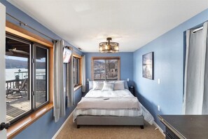 4 chambres, fer et planche à repasser, lit parapluie, Wi-Fi gratuit