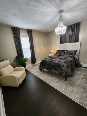 3 bedrooms, WiFi, bed sheets