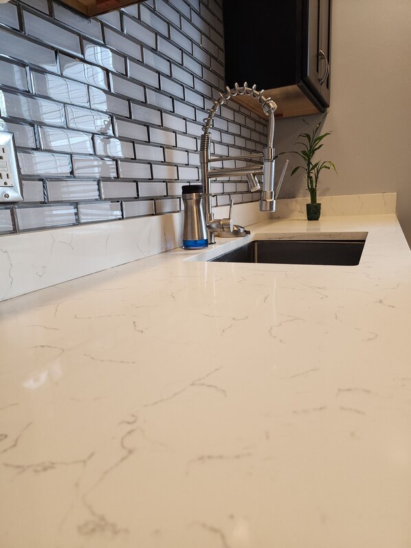 Interior - Spacious and luxurious 3-bedroom home w/jetted bathtub (Worcester)