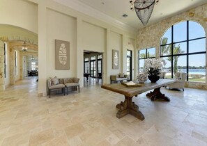 Interior - Lake Front View, 6 miles from beaches (Nokomis)