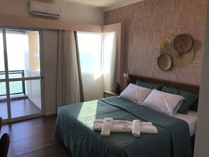 Suite Deluks | Bantalan ekstra lembut dan dilengkapi dengan perabotan berbeda-beda