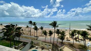 Executive Double Room | Beach/ocean view