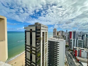 Familien-Vierbettzimmer | Strand-/Meerblick