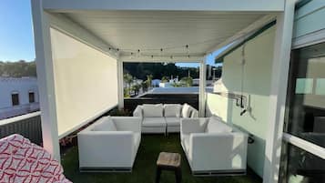 Penthouse Mewah | Teras/patio