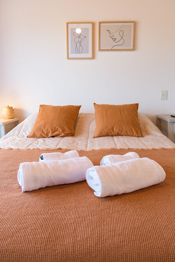 1 bedroom, Internet, bed sheets