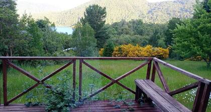 Casa en la Montaña de Chile Junto al Lago Caburgua