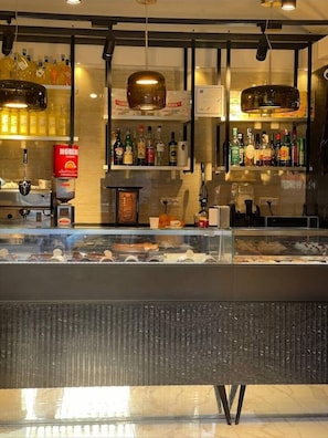 Daily local cuisine breakfast for a fee - Sunny Suite Luxury Exprience (Naples)