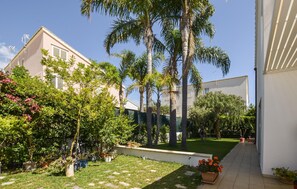 Property grounds - 3 bedroom amazing home in Marina di Ragussa (Marina di Ragussa)