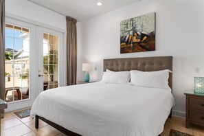 5 soverom, strykejern/-brett, reiseseng for barn og wi-fi (inkludert)