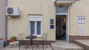 Utendørsservering