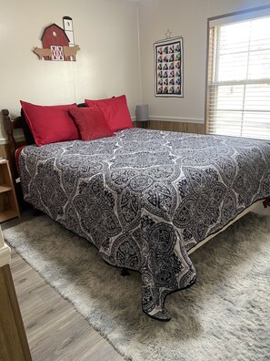 4 quartos, cofres nos quartos, berço de viagem, Wi-Fi de cortesia