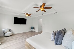 4 Schlafzimmer, Bügeleisen/Bügelbrett, WLAN, Bettwäsche