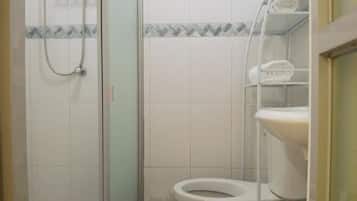 Toallas y papel de baño