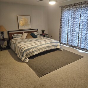 2 chambres, fer et planche à repasser, Wi-Fi gratuit, draps fournis