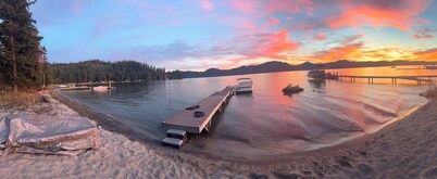 Priest Lake Waterfront Property With Majestic Lake & Mountain Views.