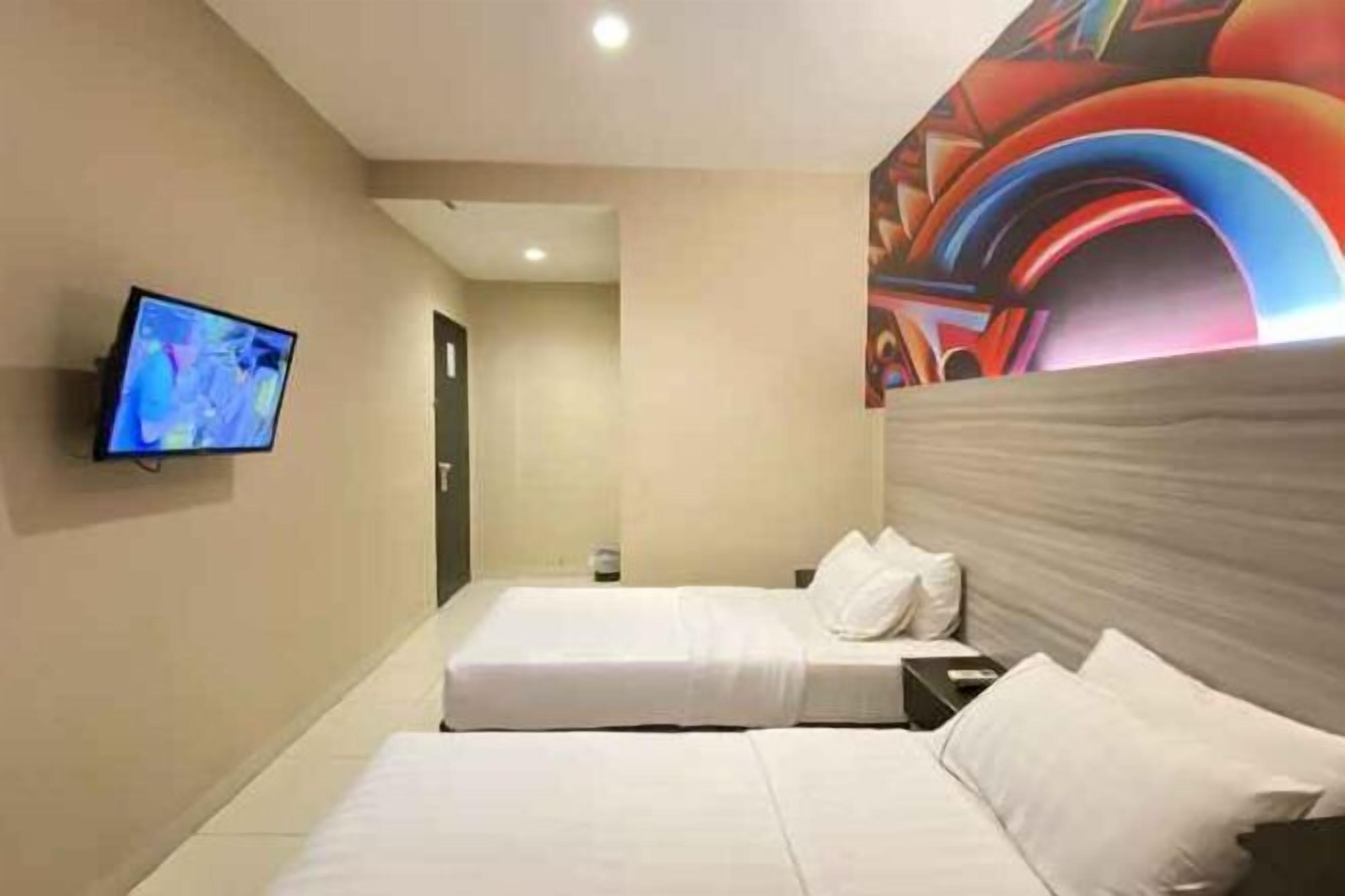 Schreibtisch, schallisolierte Zimmer, Bettwäsche