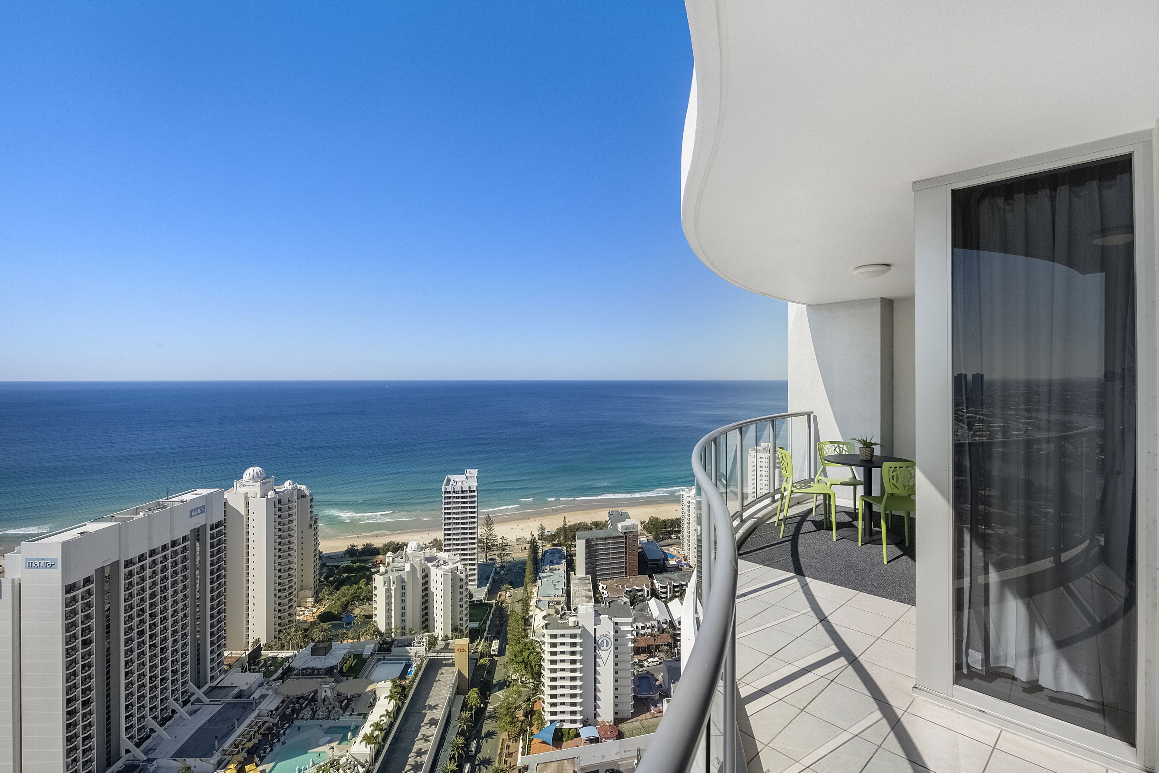 3 Bedroom, 2.5 bathroom - Ocean View | Beach/ocean view