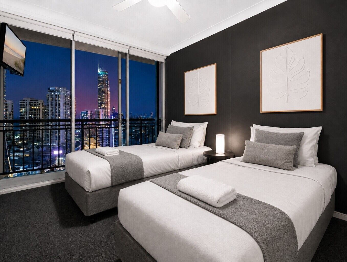 2 Bedroom 1 Bathroom - City View - Level 18 Apartment | Iron/ironing board, WiFi (free), individually decorated
