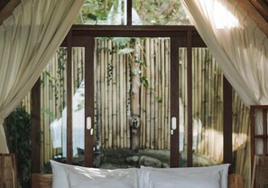 Literie de qualité supérieure, minibar, coffres-forts dans les chambres