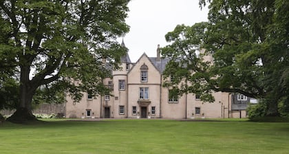 The Tower, Keith Marischal - Sleeping 7 in 4 bedrooms