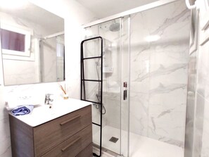 Towels - Amsterdam Playa Levante by Interhome (Benidorm)