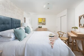 4 Schlafzimmer, Bügeleisen/Bügelbrett, Reisekinderbett, WLAN
