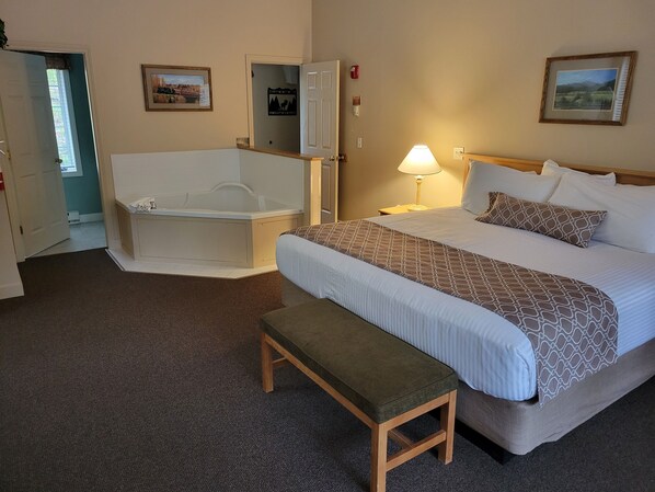 1 bedroom, iron/ironing board, WiFi, bed sheets - Attitash Mountain Resort- Ski in/Ski out (Bartlett)