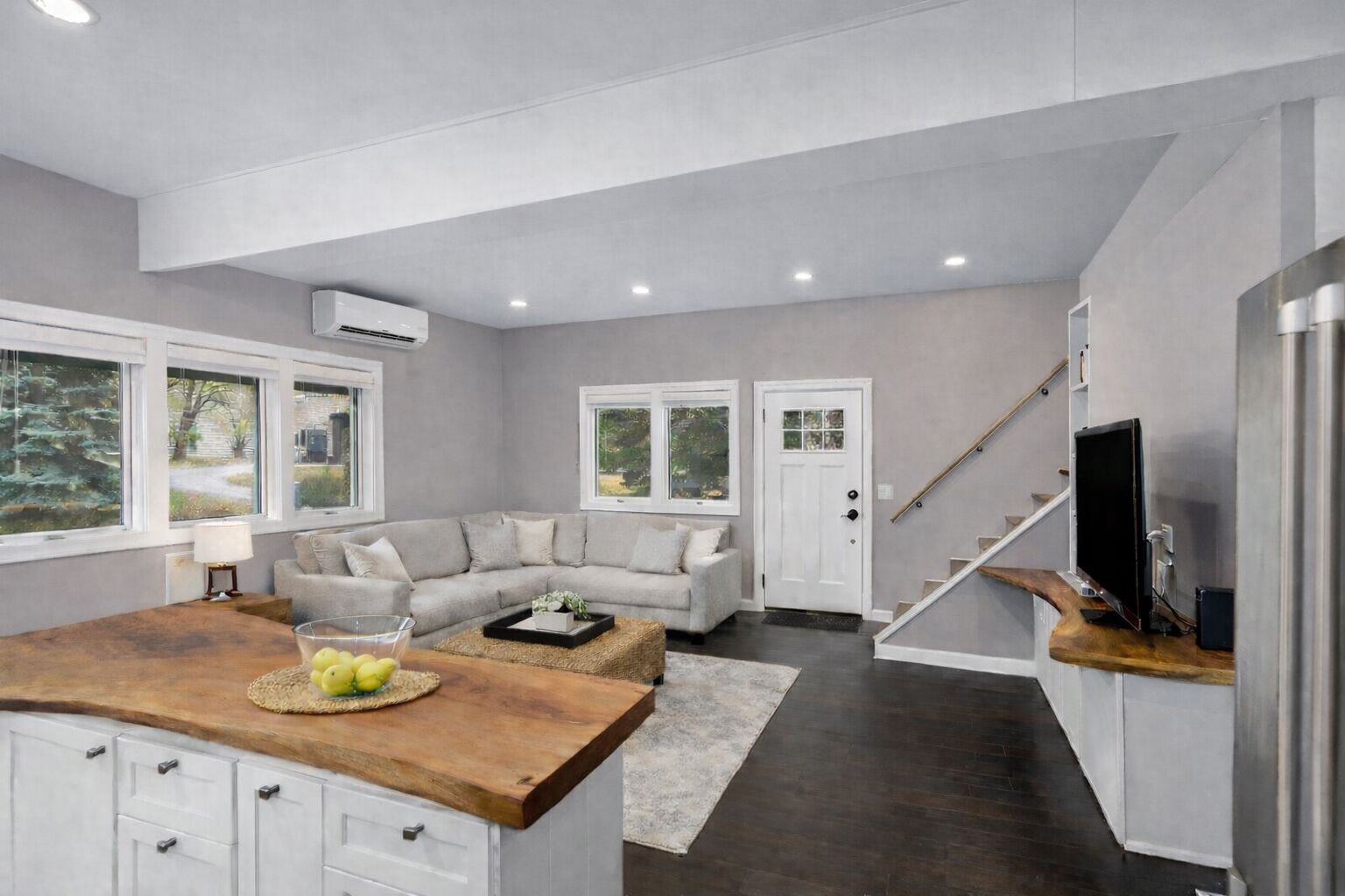 Smart TV, tenis de mesa y libros 