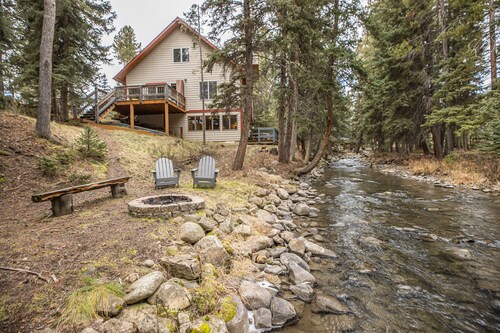 Dog Friendly | Riverfront Home w/Hot Tub