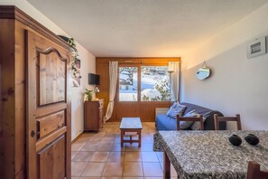 Living and dining room