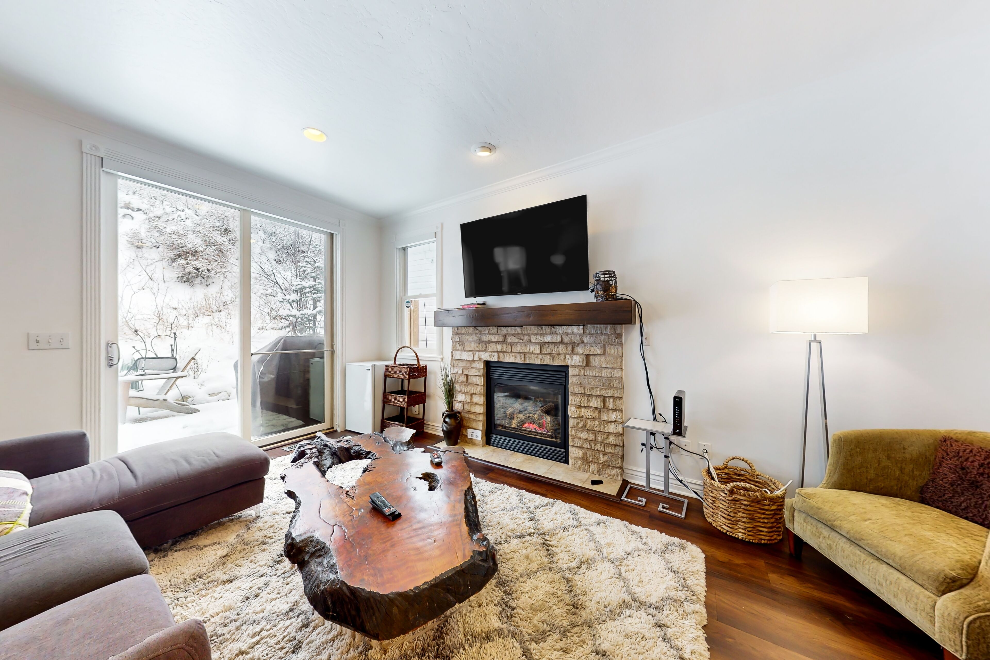 Dog-friendly home with hot tub - steps to trolley, 2 blocks to Main Street