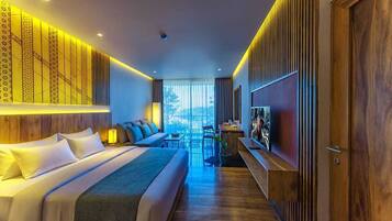 Superior Double Room | Down duvets, free minibar items, desk, soundproofing
