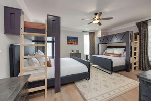 3 bedrooms, iron/ironing board, WiFi, bed sheets