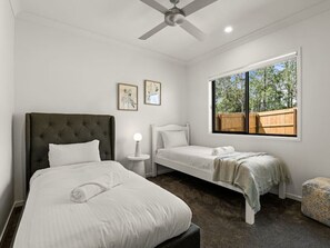 3 bedrooms, desk, free WiFi