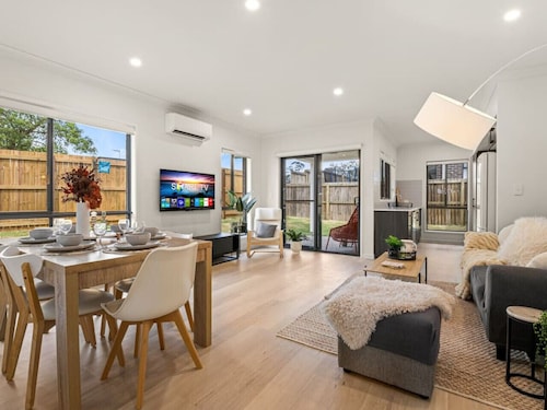 Comfortable 3BR home/ Convenient location