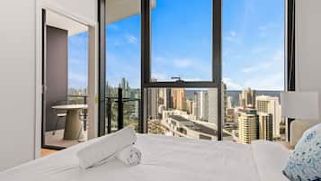 2 chambres, bureau, fer et planche à repasser, Wi-Fi