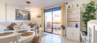 Dioniso - Playa Romanilla by Interhome