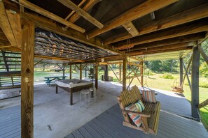 Terrace/patio - Riverfront Cabin wFirepit, Pool Table, Porch, WiFi (Hedgesville)