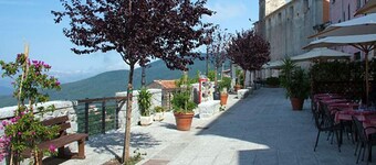 Casa Marina... nell'antico borgo di Marciana