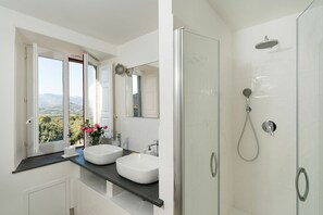Dusche, Haartrockner