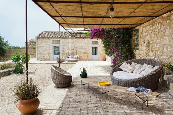 Terrace/patio - Villa Dimora Pura - Scicli ,Sicily (Scicli)